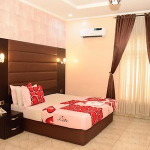 Bana Hotel & Suites